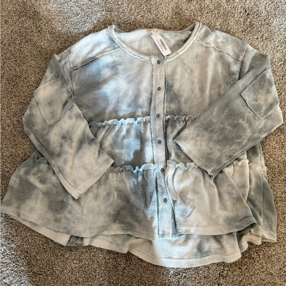 POL Tiered Button Top